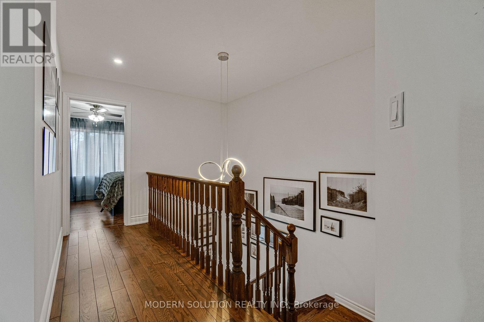 2312 Foxfield Road, Oakville, Ontario  L6M 4C9 - Photo 18 - W12890142