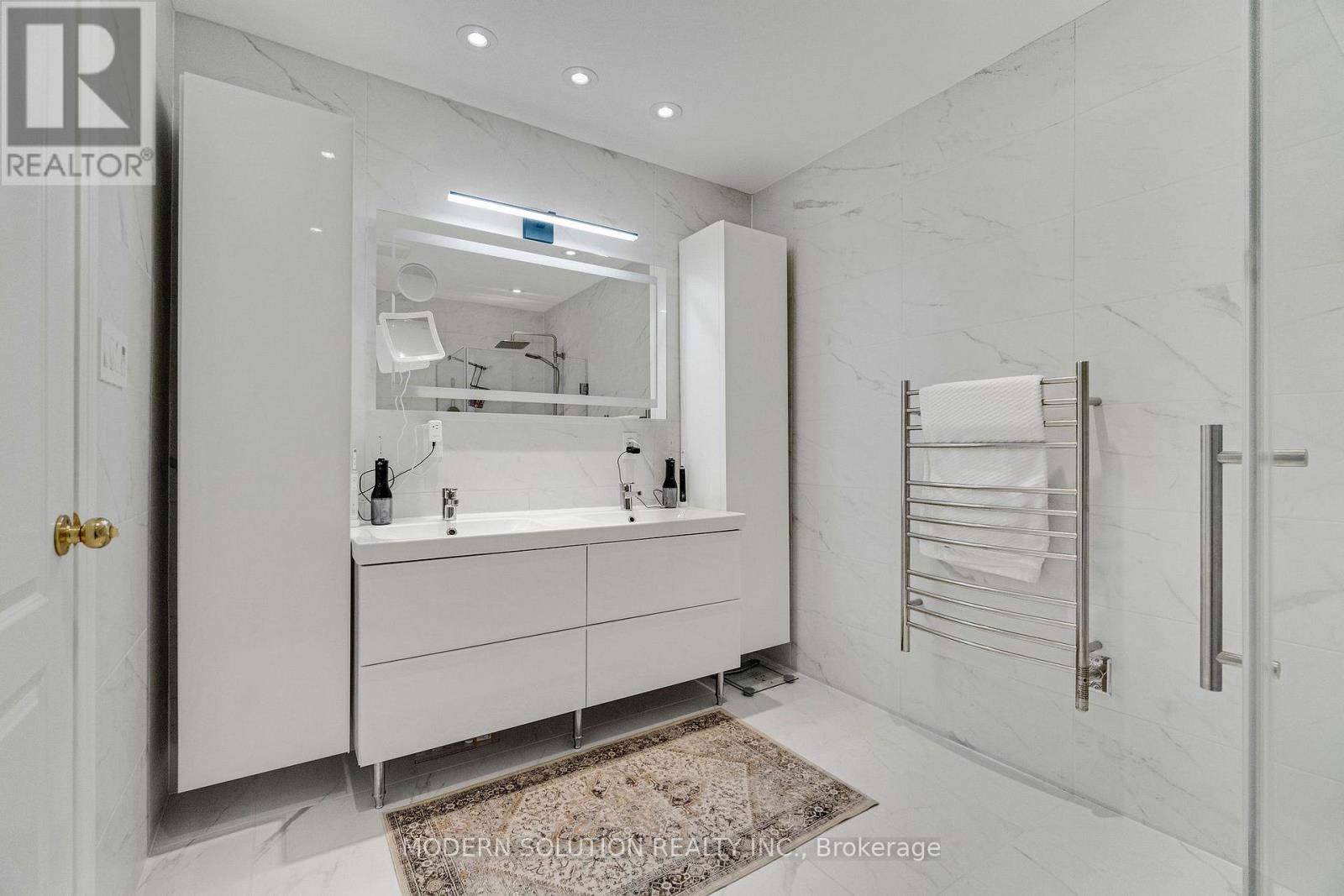 2312 Foxfield Road, Oakville, Ontario  L6M 4C9 - Photo 22 - W12890142