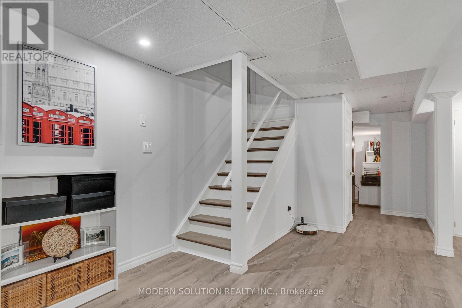 2312 Foxfield Road, Oakville, Ontario  L6M 4C9 - Photo 31 - W12890142