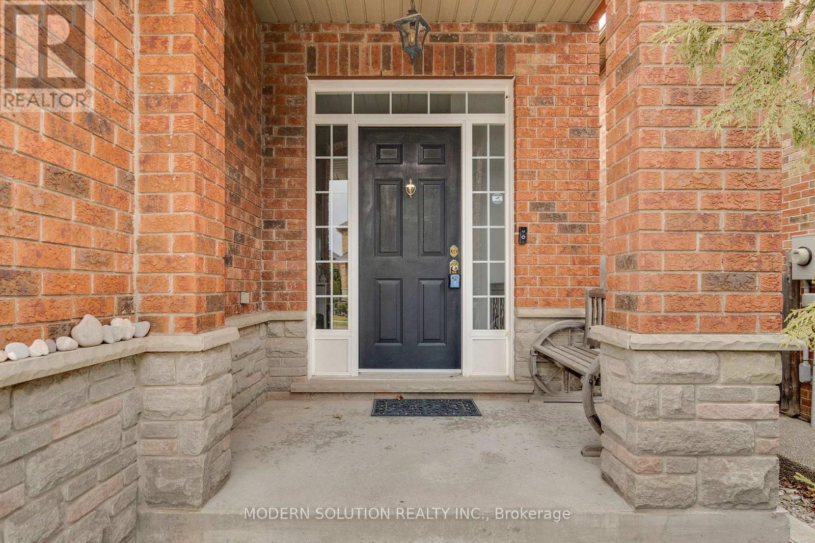 2312 Foxfield Road, Oakville, Ontario  L6M 4C9 - Photo 4 - W12890142