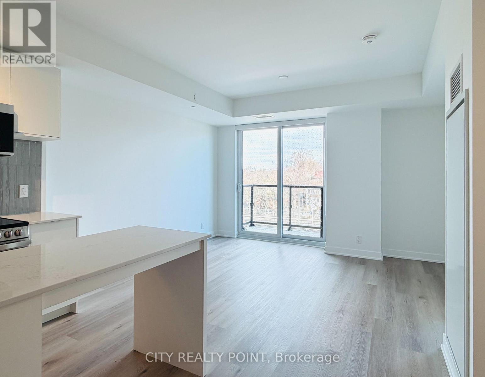 315 - 1660 Bloor Street W, Toronto (High Park North), Ontario  M6P 1A8 - Photo 6 - W12890160