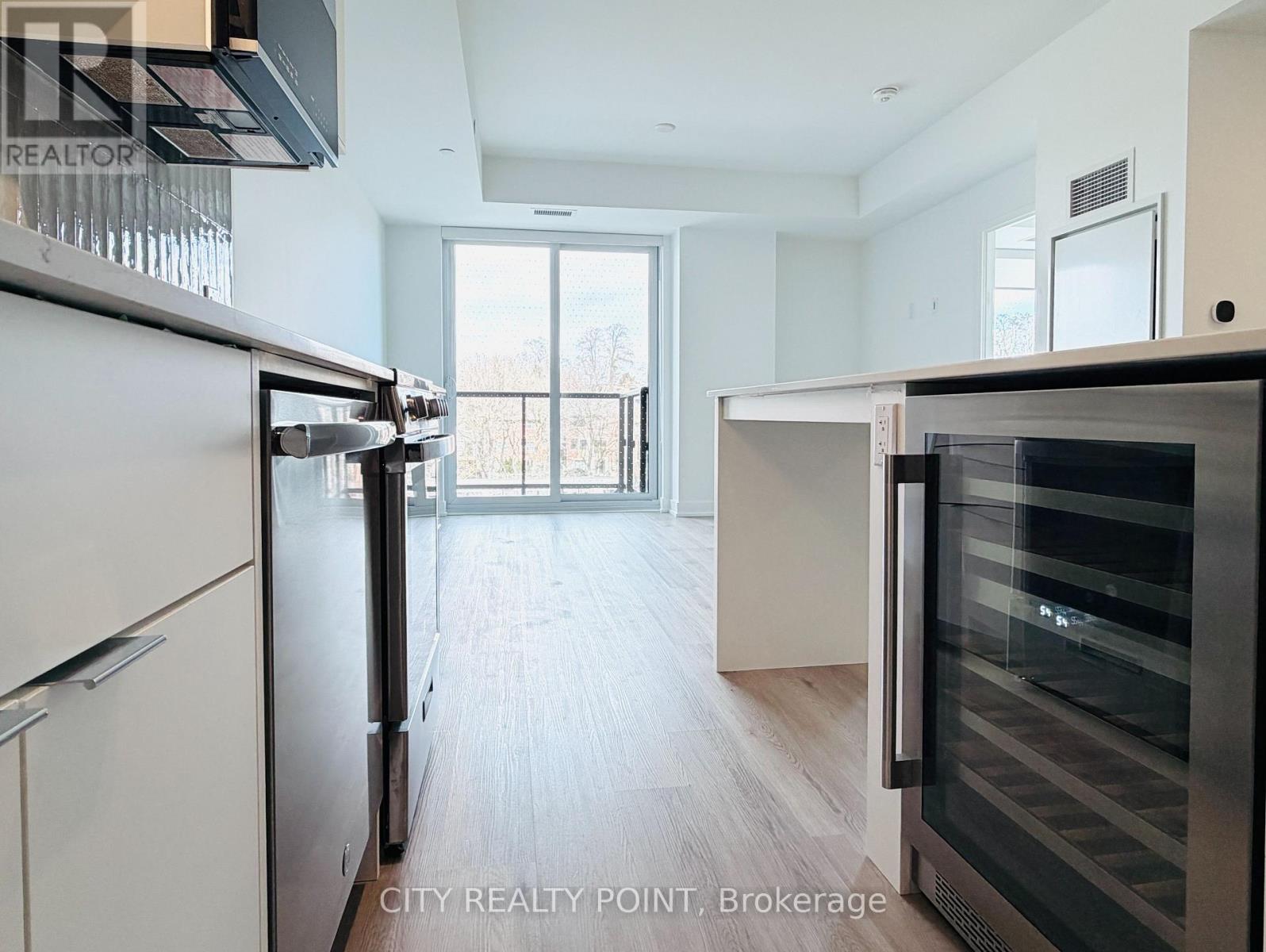 315 - 1660 Bloor Street W, Toronto (High Park North), Ontario  M6P 1A8 - Photo 7 - W12890160