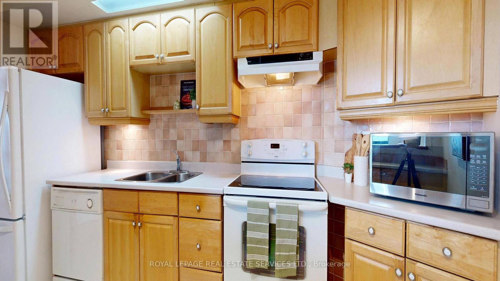 B1 - 284 Mill Road, Toronto, Ontario  M9C 4W6 - Photo 35 - W12890190