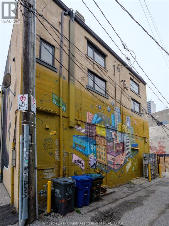 484 Pelissier Street, Windsor, Ontario  N9A 4K9 - Photo 33 - 26005531