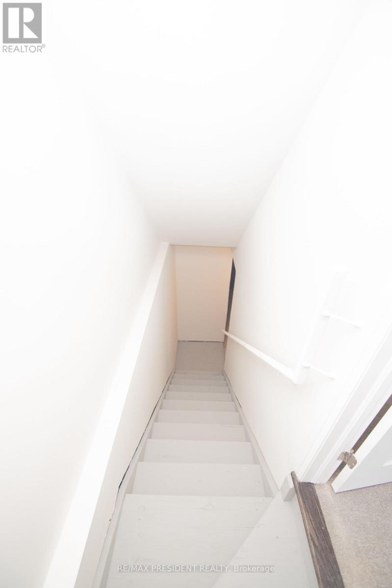 70 - 660 Colborne Street W, Brantford, Ontario  N3T 0L8 - Photo 32 - X12890156