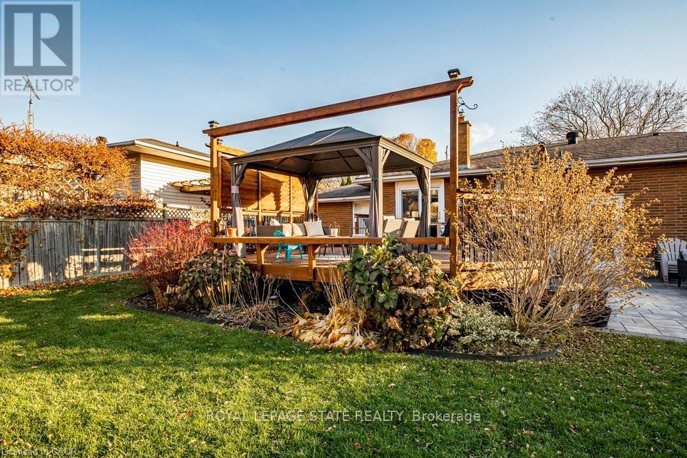 7 Prince Charles Drive, St. Catharines, Ontario  L2N 3Y4 - Photo 45 - X12890202