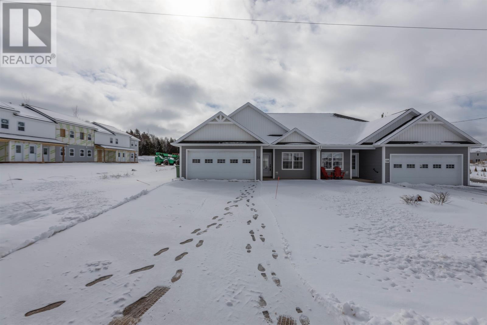 16 Swallow Drive, Stratford, Prince Edward Island  C1B 4N2 - Photo 2 - 202604726