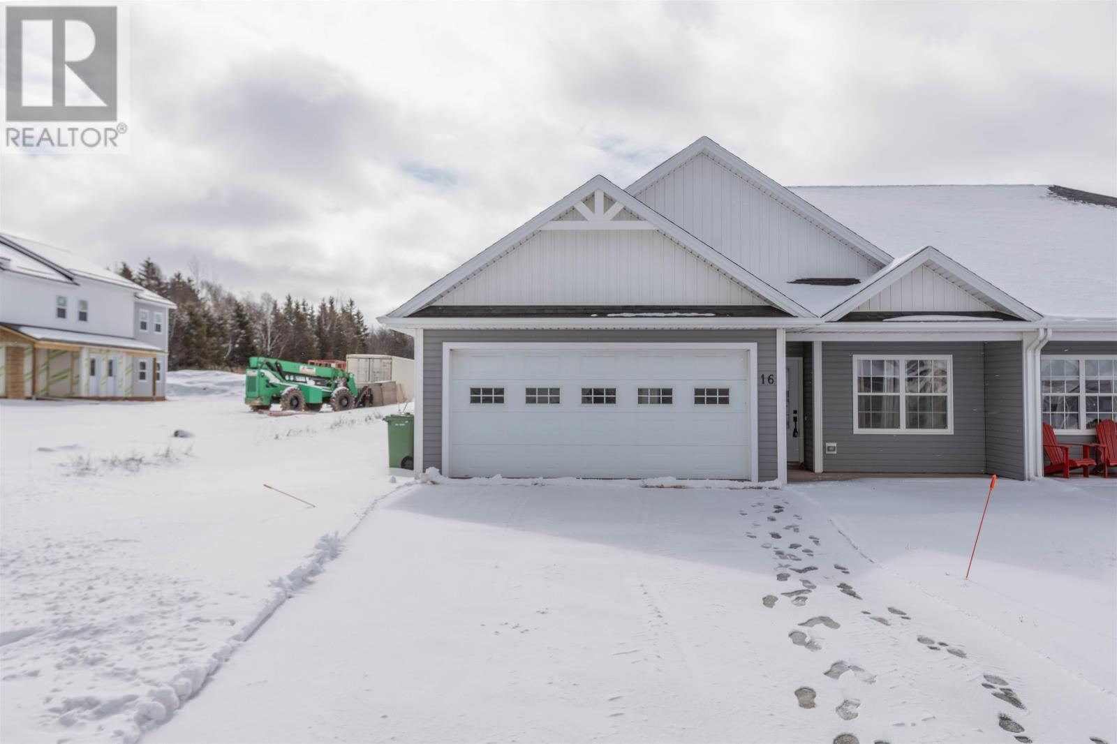 16 Swallow Drive, Stratford, Prince Edward Island  C1B 4N2 - Photo 3 - 202604726