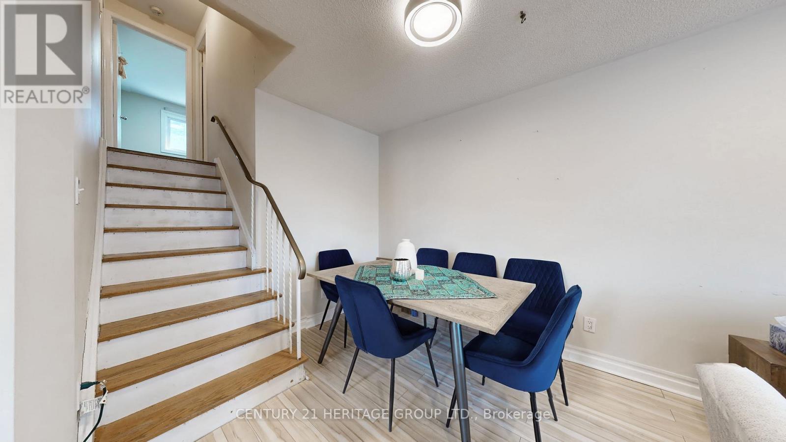 795 Greenfield Crescent, Newmarket, Ontario  L3Y 3B2 - Photo 9 - N12888678