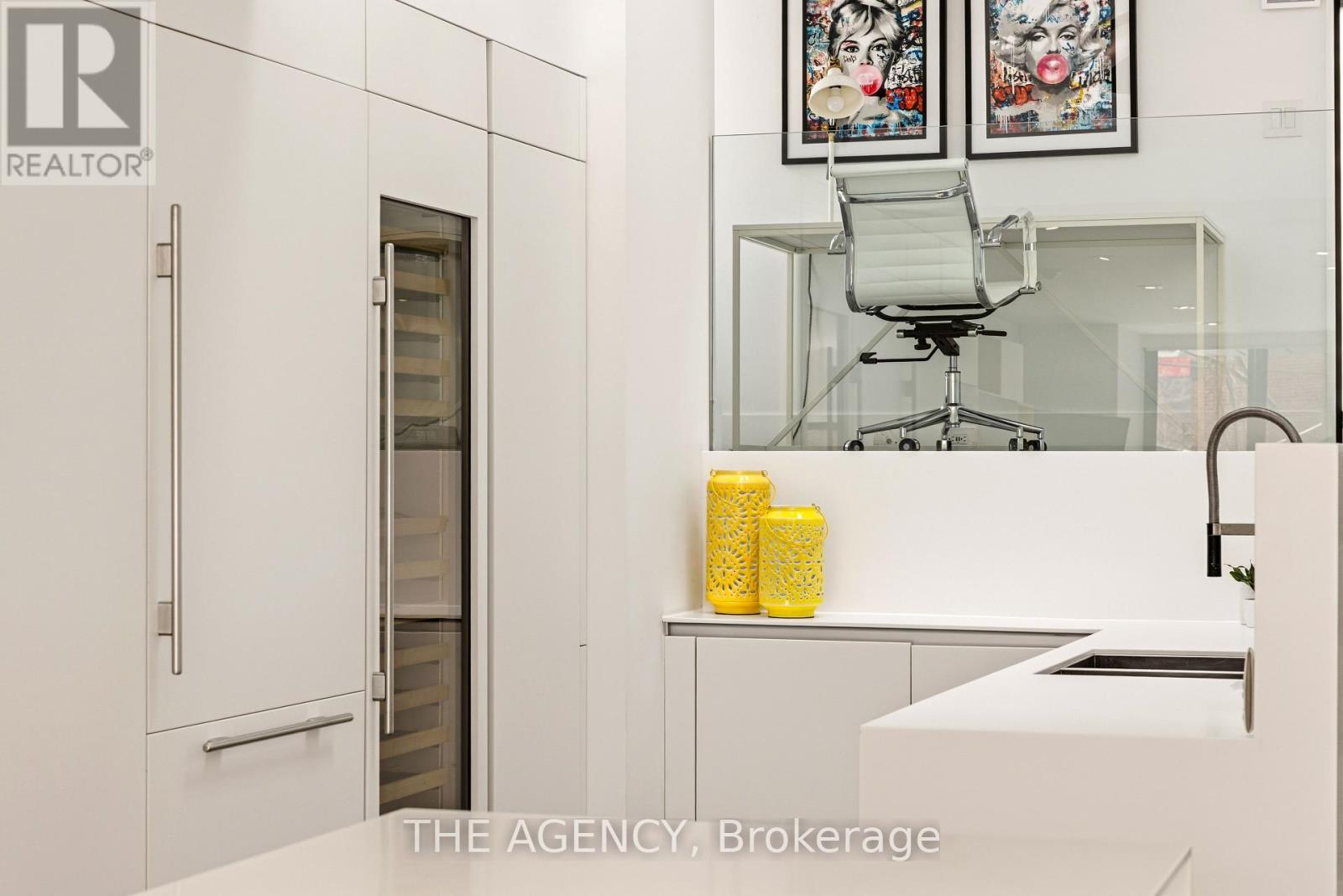 41 Berryman Street, Toronto, Ontario  M5R 1M7 - Photo 17 - C12792910