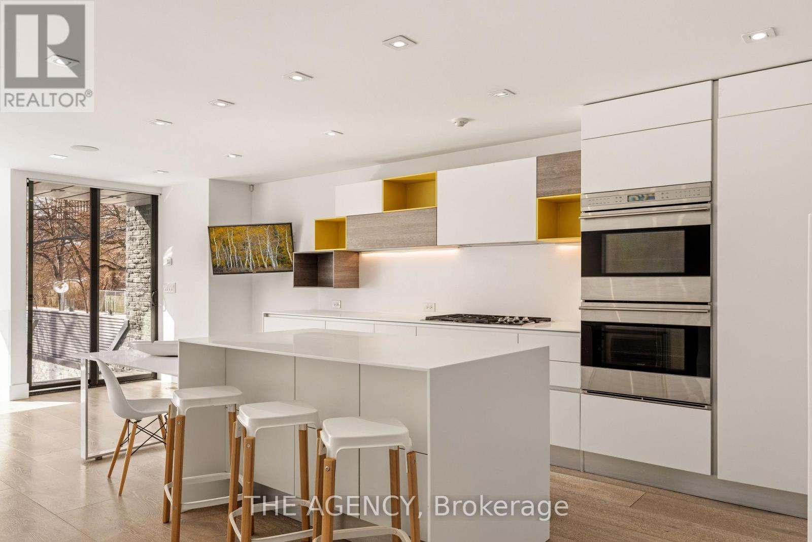 41 Berryman Street, Toronto, Ontario  M5R 1M7 - Photo 4 - C12792910