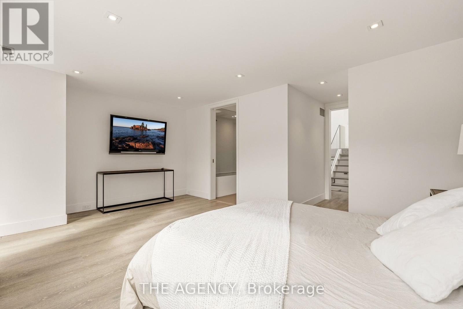 41 Berryman Street, Toronto, Ontario  M5R 1M7 - Photo 10 - C12793222