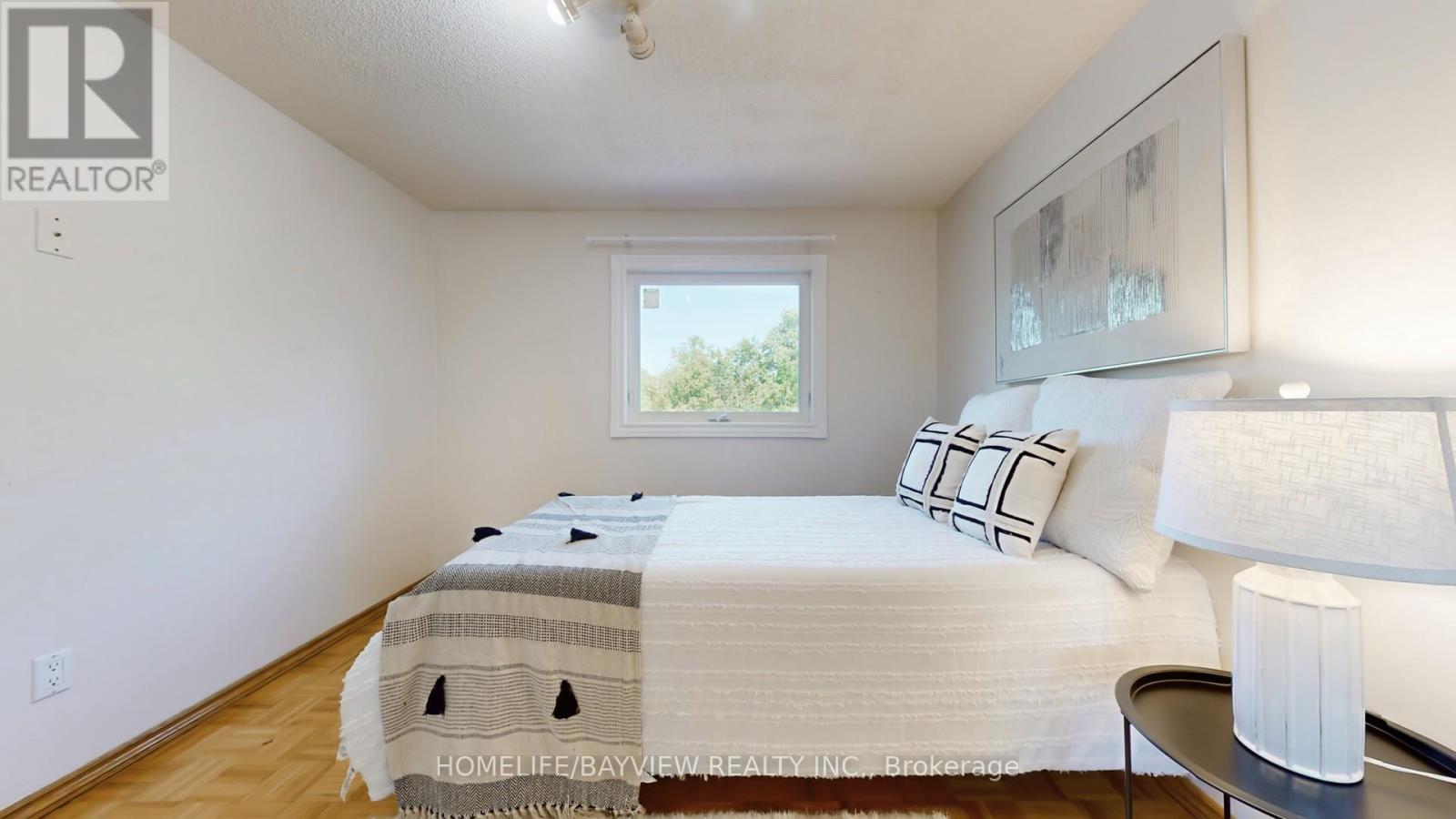 Main & Second Floors - 123 Kersey Crescent, Richmond Hill, Ontario  L4C 5X4 - Photo 18 - N12889936