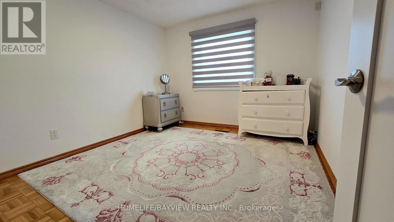 Main & Second Floors - 123 Kersey Crescent, Richmond Hill, Ontario  L4C 5X4 - Photo 22 - N12889936