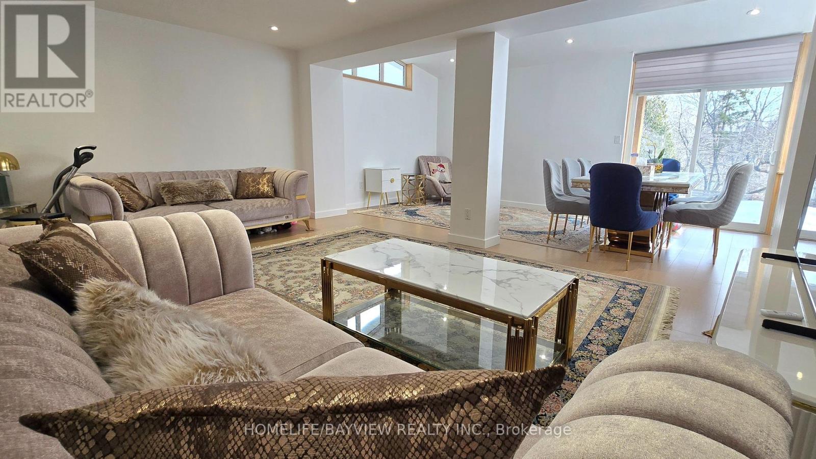 Main & Second Floors - 123 Kersey Crescent, Richmond Hill, Ontario  L4C 5X4 - Photo 4 - N12889936