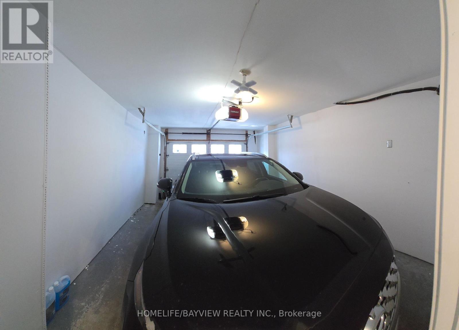 Main & Second Floors - 123 Kersey Crescent, Richmond Hill, Ontario  L4C 5X4 - Photo 27 - N12889936