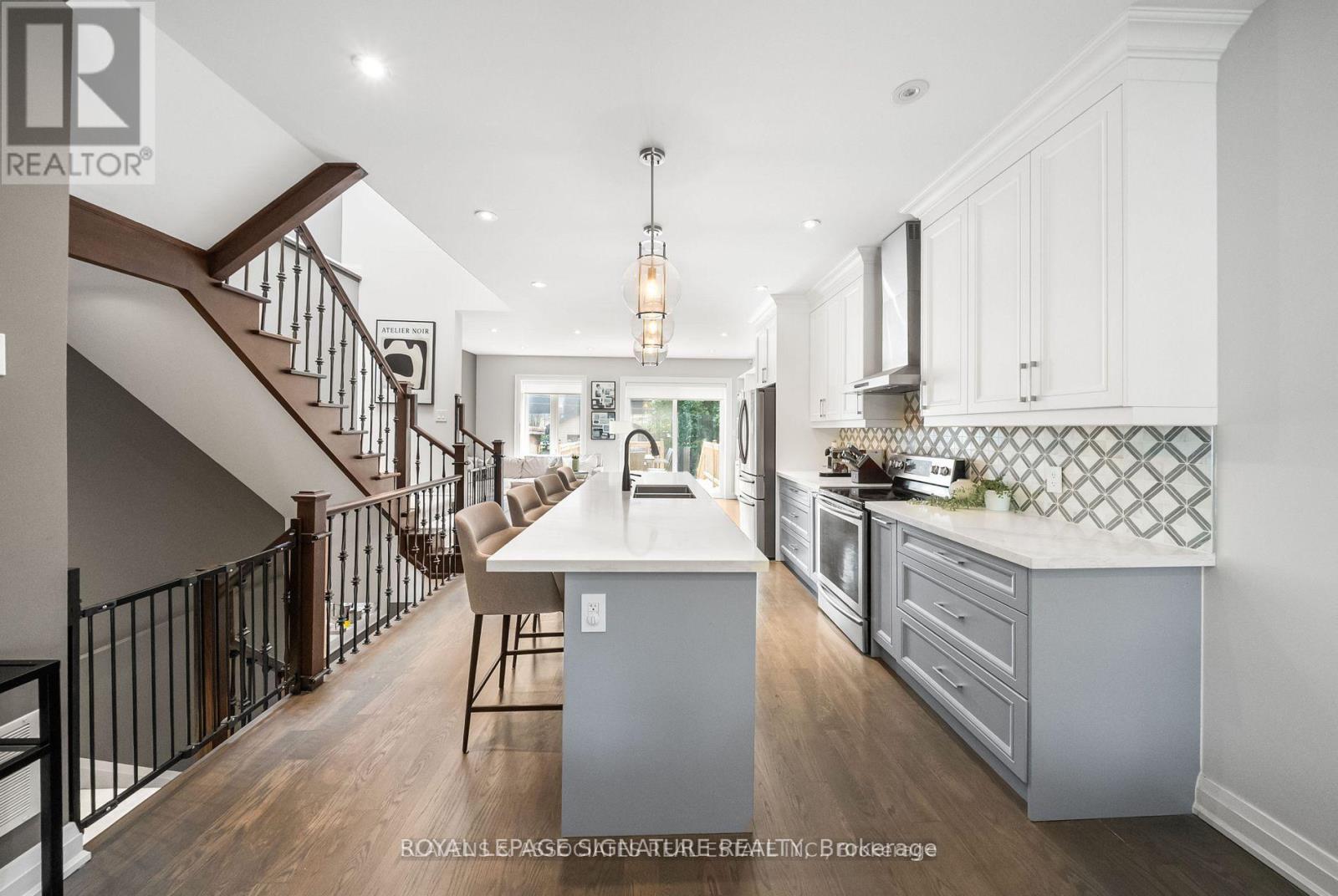 1213 Glencairn Avenue, Toronto, Ontario  M6B 2B6 - Photo 5 - W12833038