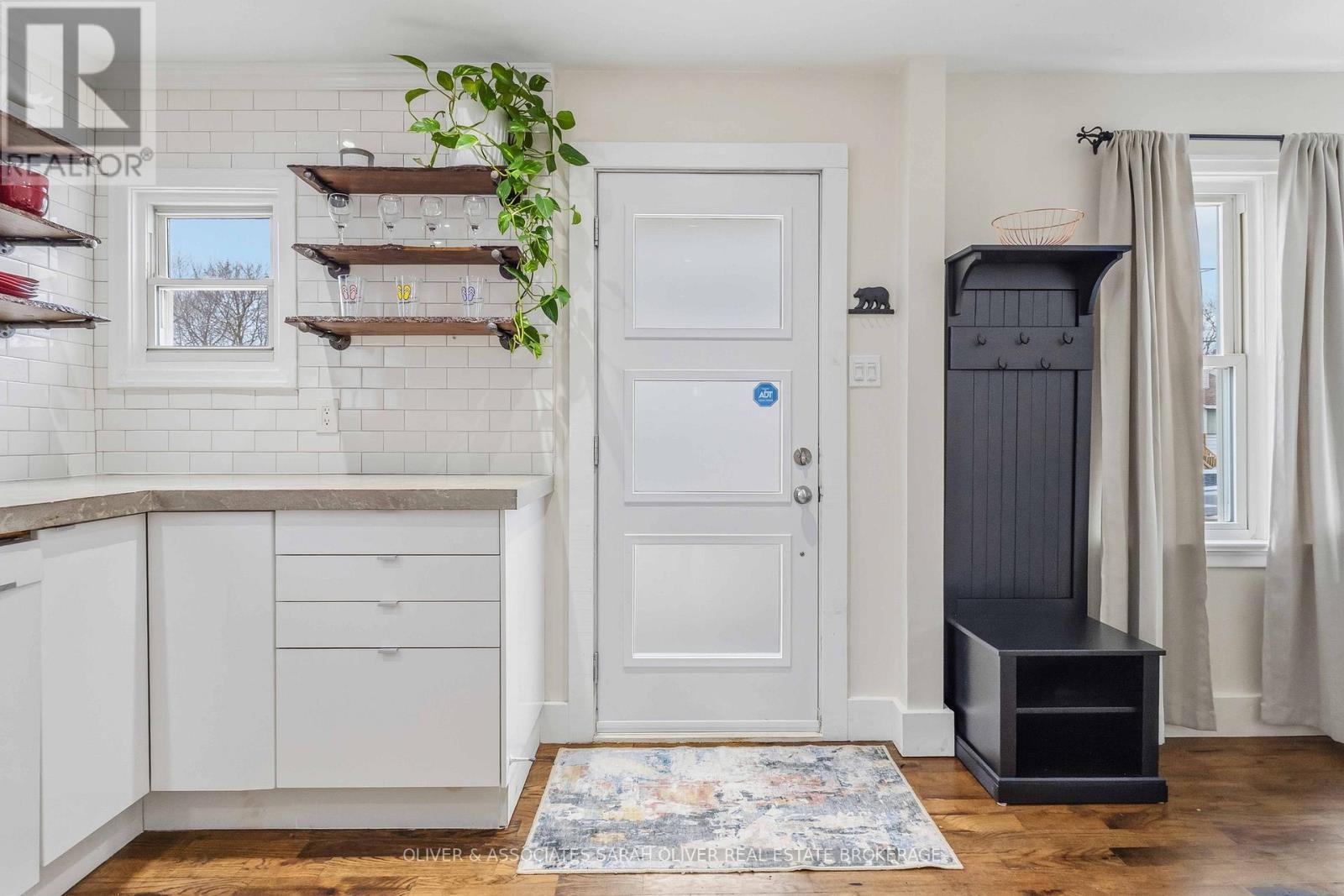 1287 York Street, London East, Ontario  N5W 2V5 - Photo 11 - X12890328