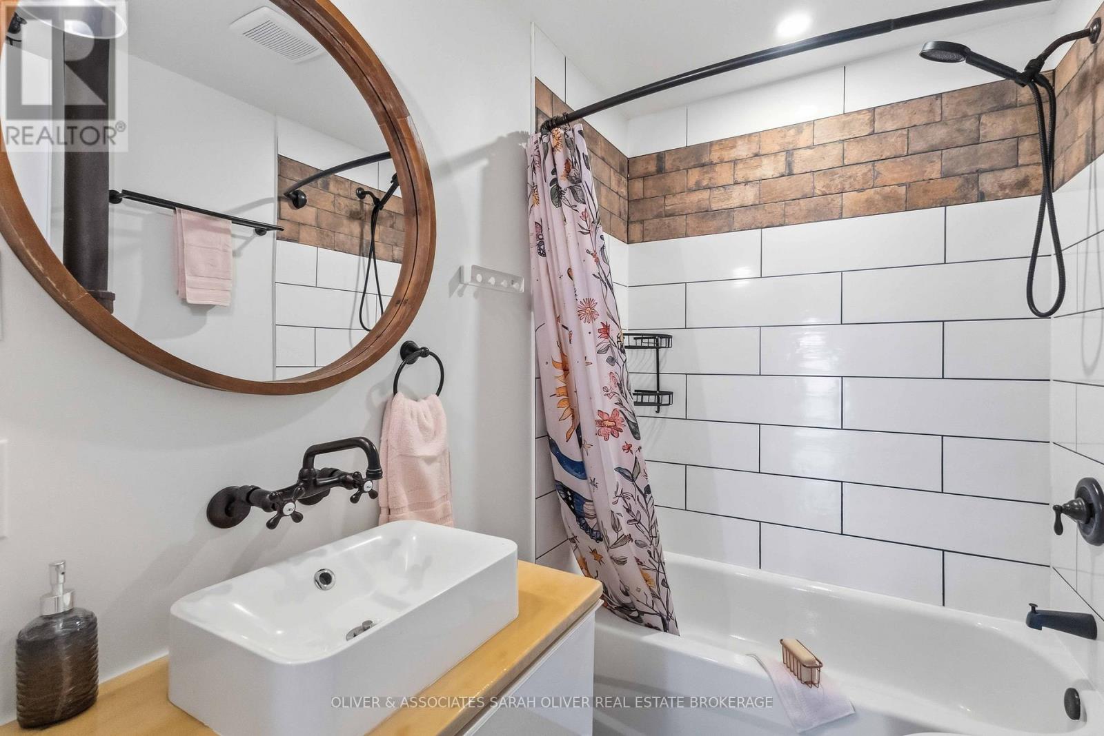 1287 York Street, London East, Ontario  N5W 2V5 - Photo 24 - X12890328