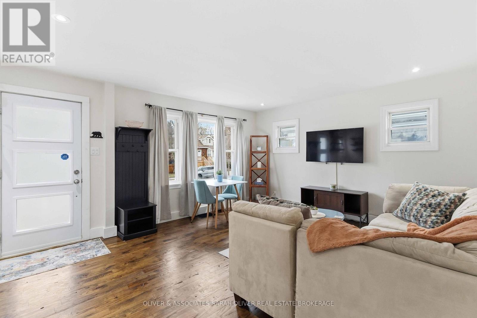 1287 York Street, London East, Ontario  N5W 2V5 - Photo 6 - X12890328