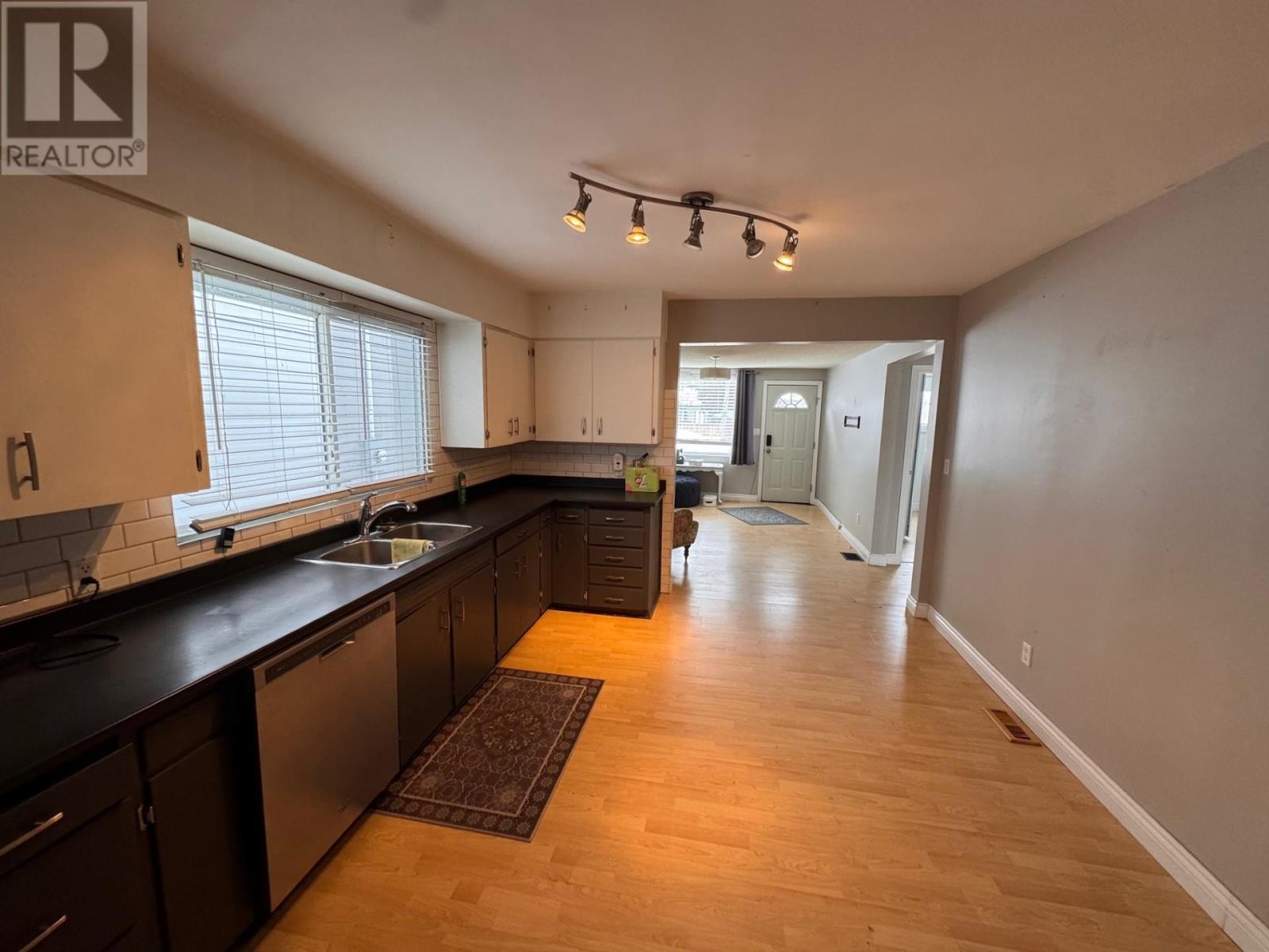 97 Matthews St, Thunder Bay, Ontario  P7A 3K8 - Photo 5 - TB2600392