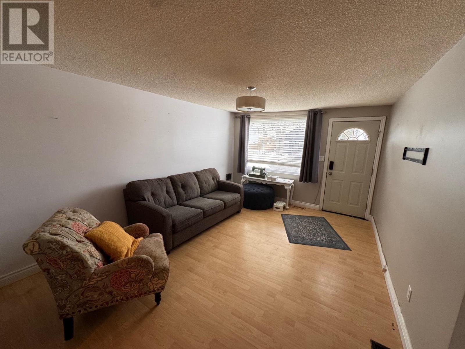 97 Matthews St, Thunder Bay, Ontario  P7A 3K8 - Photo 2 - TB2600392