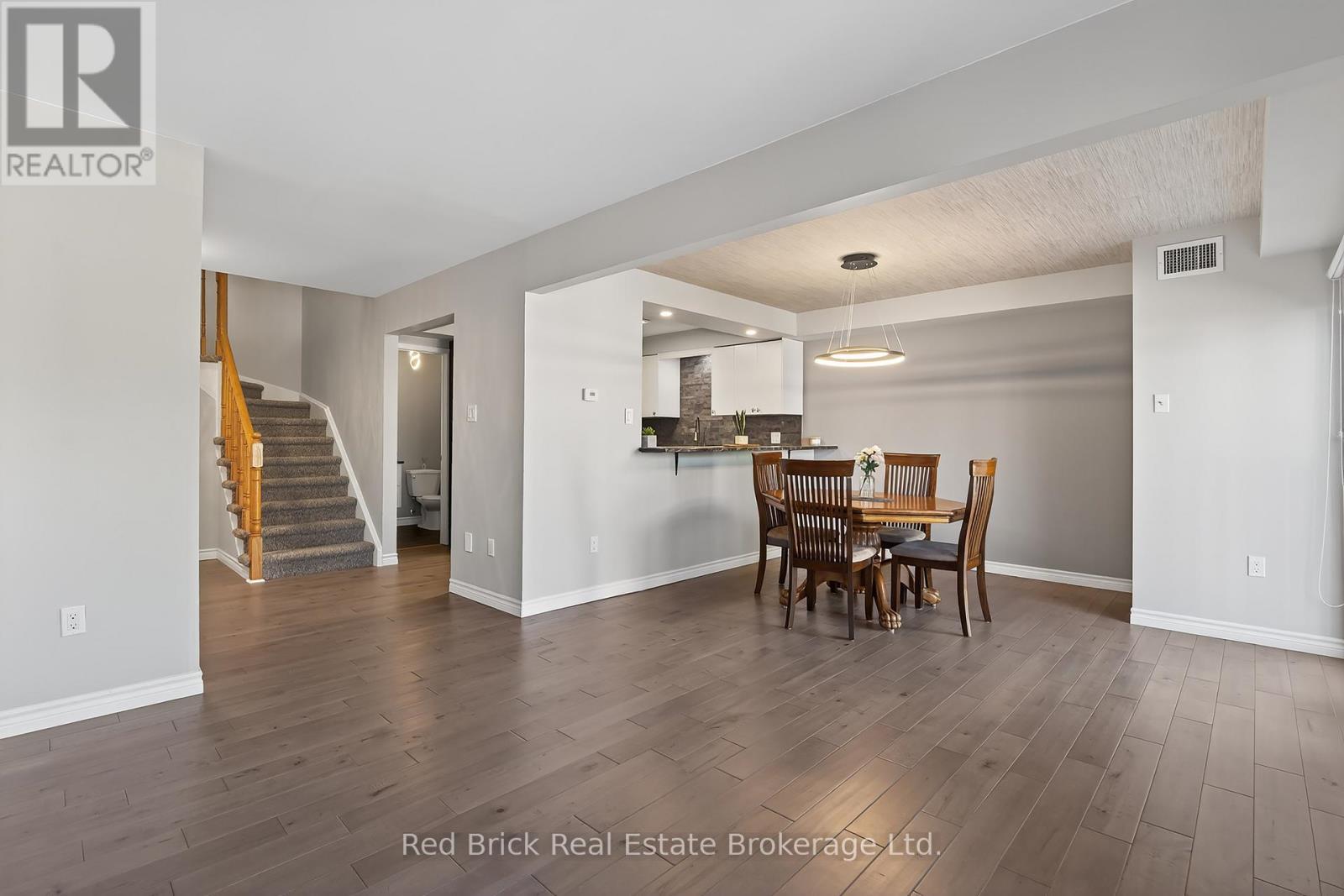 221 - 458 Janefield Avenue, Guelph (Dovercliffe Park/old University), Ontario  N1G 4R8 - Photo 13 - X12400912