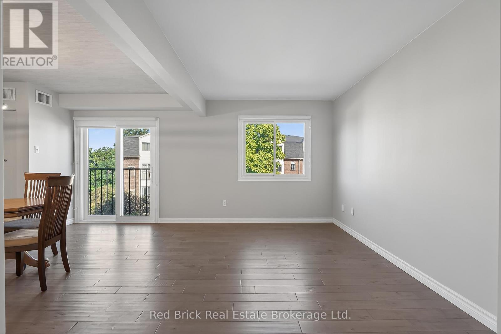 221 - 458 Janefield Avenue, Guelph (Dovercliffe Park/old University), Ontario  N1G 4R8 - Photo 12 - X12400912