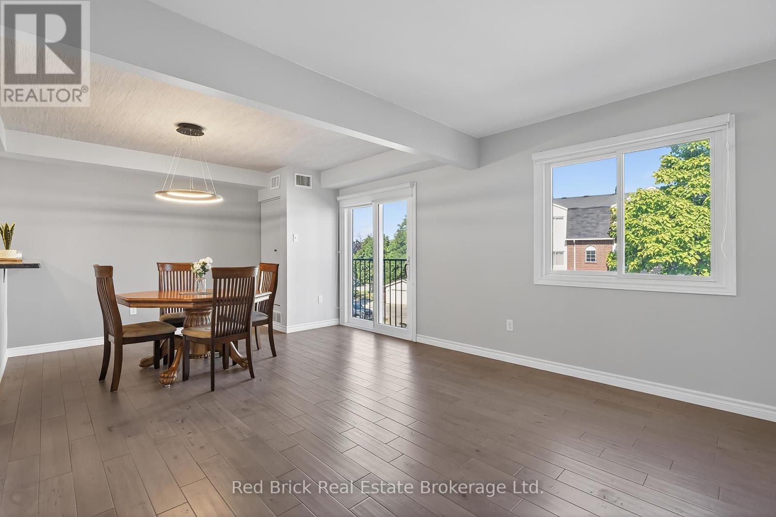 221 - 458 Janefield Avenue, Guelph (Dovercliffe Park/old University), Ontario  N1G 4R8 - Photo 14 - X12400912