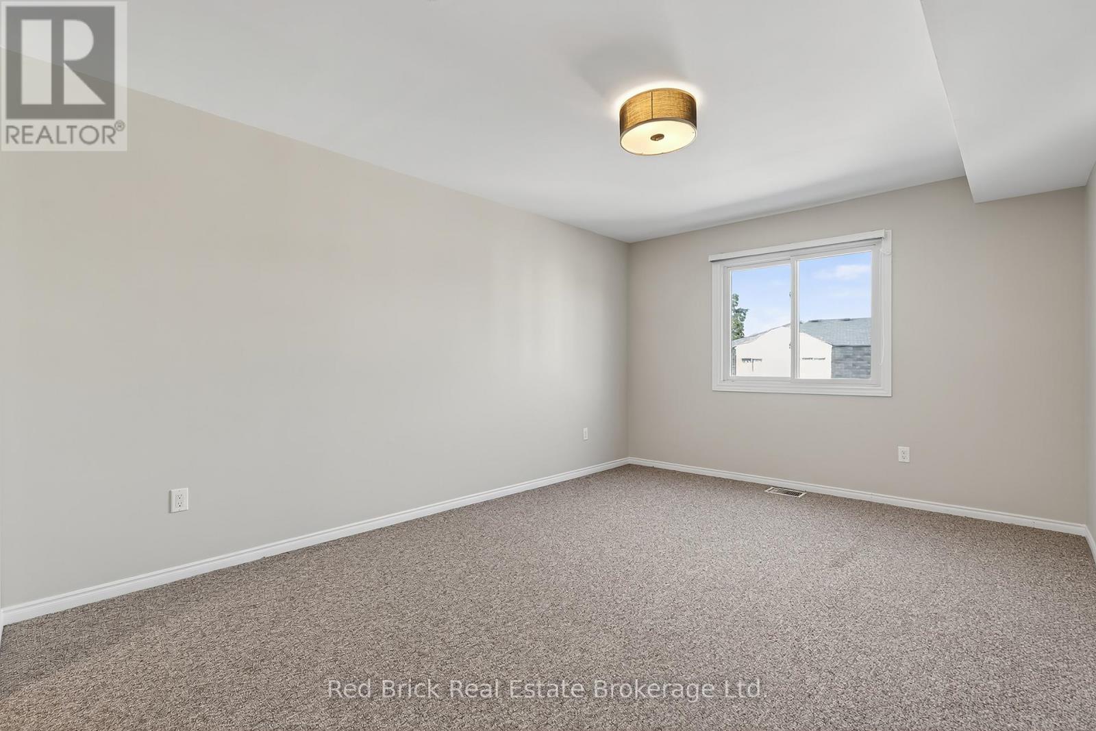 221 - 458 Janefield Avenue, Guelph (Dovercliffe Park/old University), Ontario  N1G 4R8 - Photo 28 - X12400912