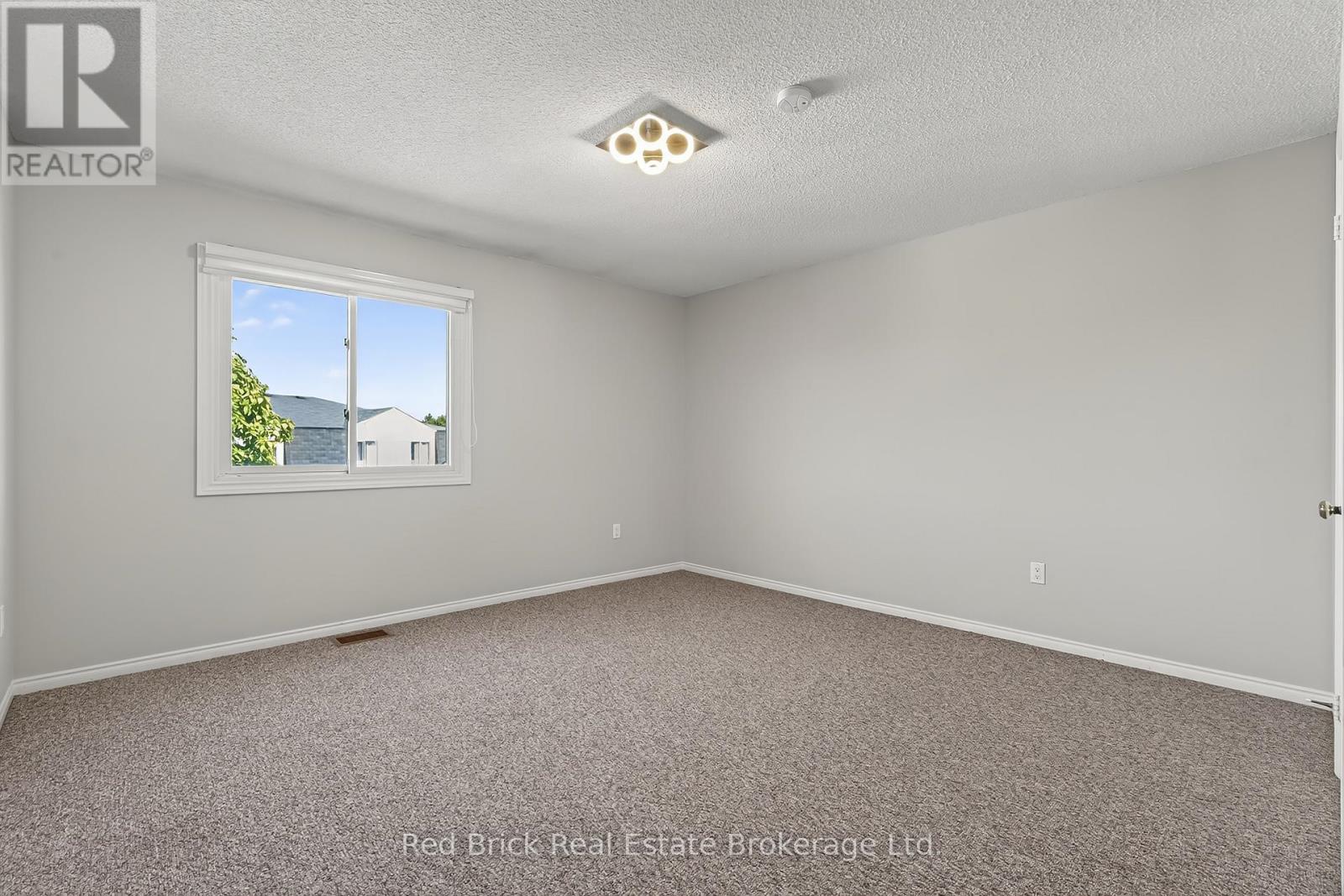 221 - 458 Janefield Avenue, Guelph (Dovercliffe Park/old University), Ontario  N1G 4R8 - Photo 26 - X12400912