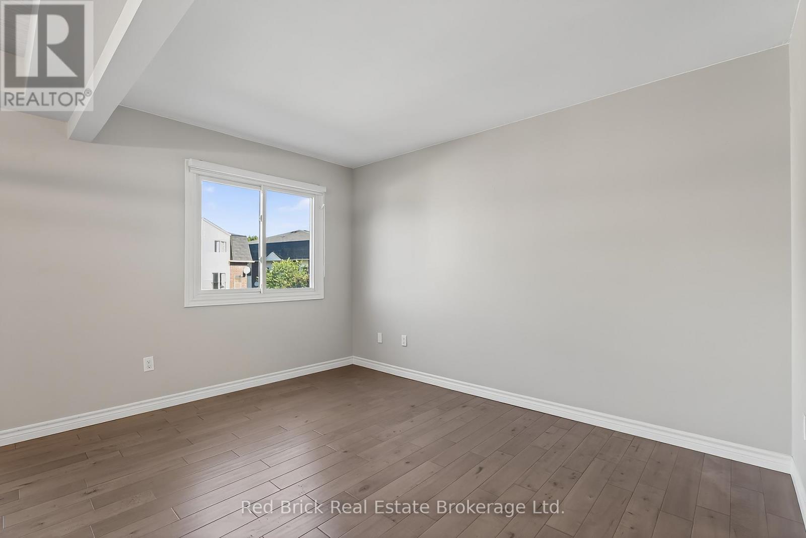 221 - 458 Janefield Avenue, Guelph (Dovercliffe Park/old University), Ontario  N1G 4R8 - Photo 27 - X12400912