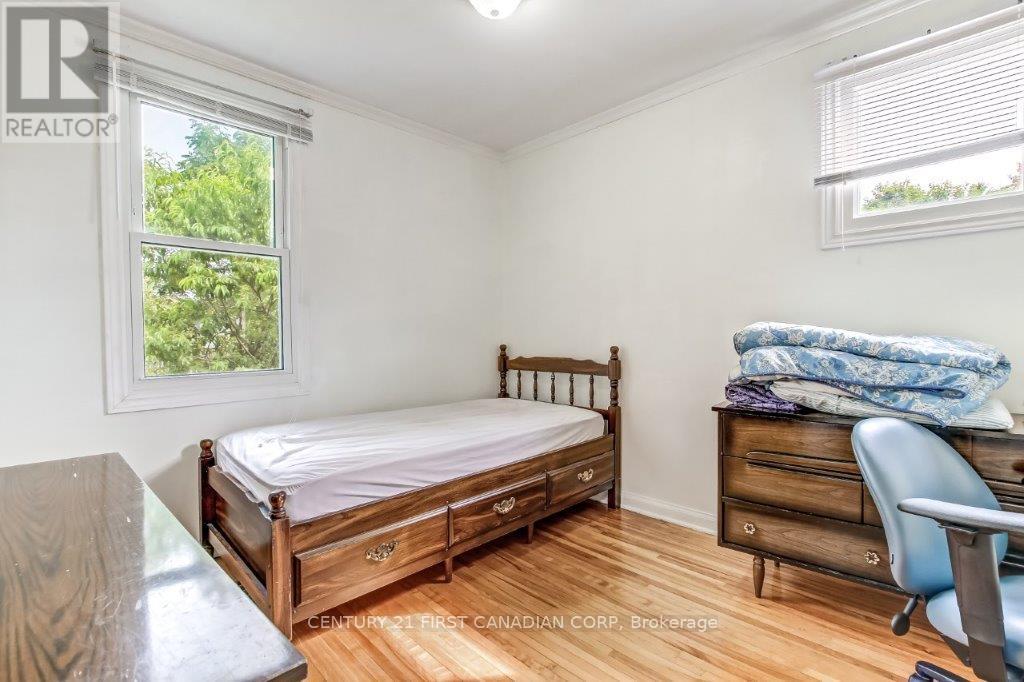 490 Salisbury Street, London East, Ontario  N5Y 3B5 - Photo 11 - X12350869