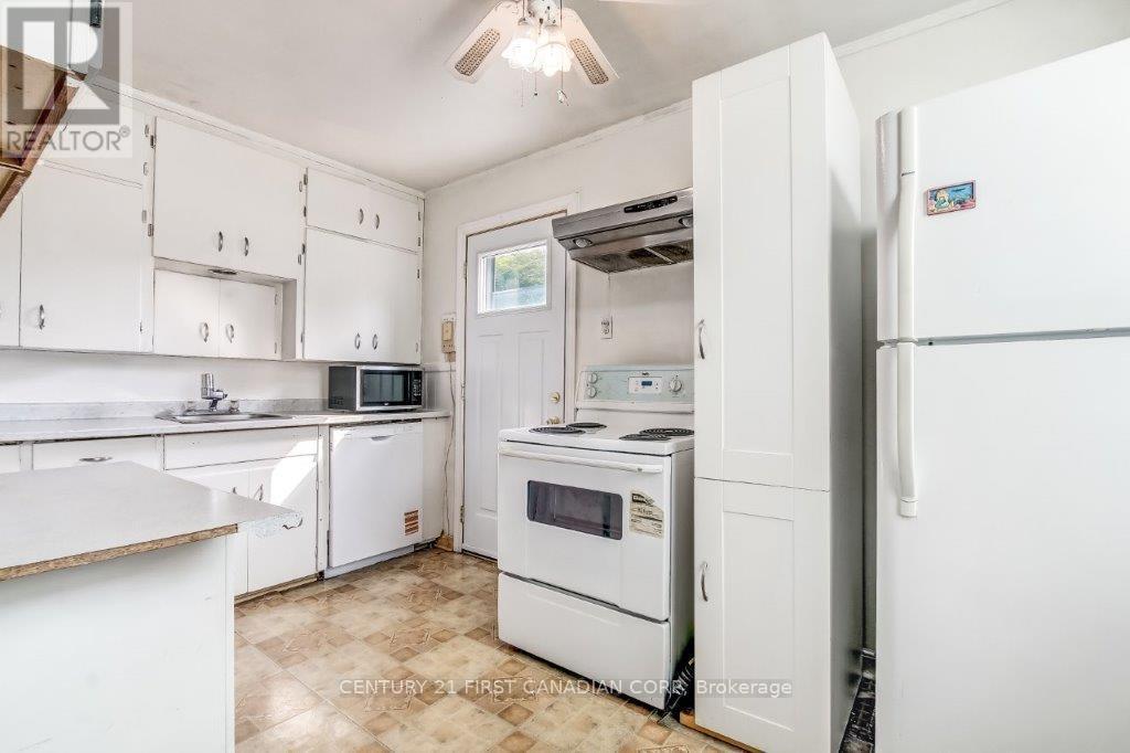 490 Salisbury Street, London East, Ontario  N5Y 3B5 - Photo 6 - X12350869