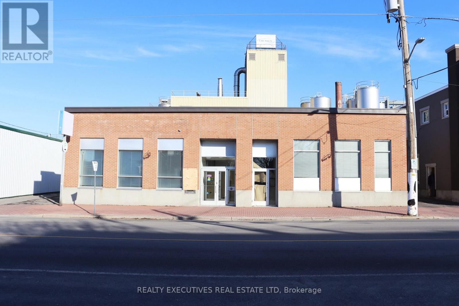 510 Main Street, North Dundas, Ontario  K0C 2K0 - Photo 25 - X12890334