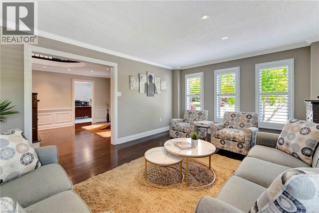 1399 Winterberry Drive, Burlington, Ontario  L7P 4T3 - Photo 8 - 40797912