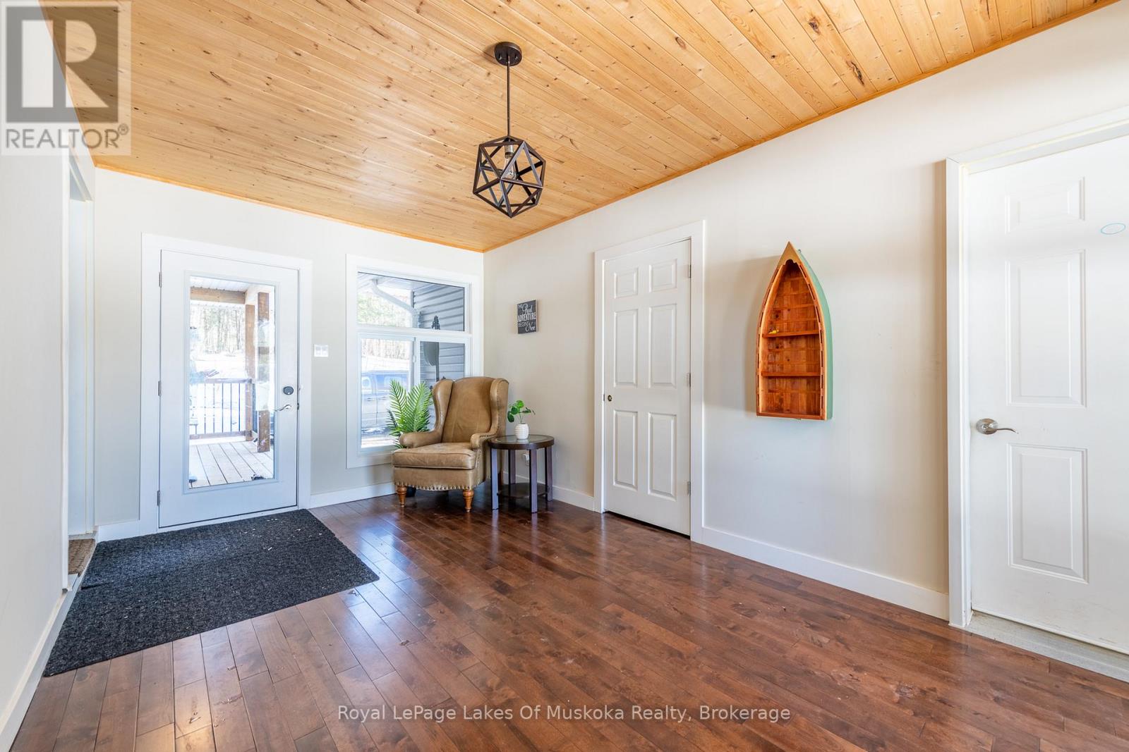 1420 Limberlost Road, Lake Of Bays (Sinclair), Ontario  P1H 2J6 - Photo 17 - X12890232