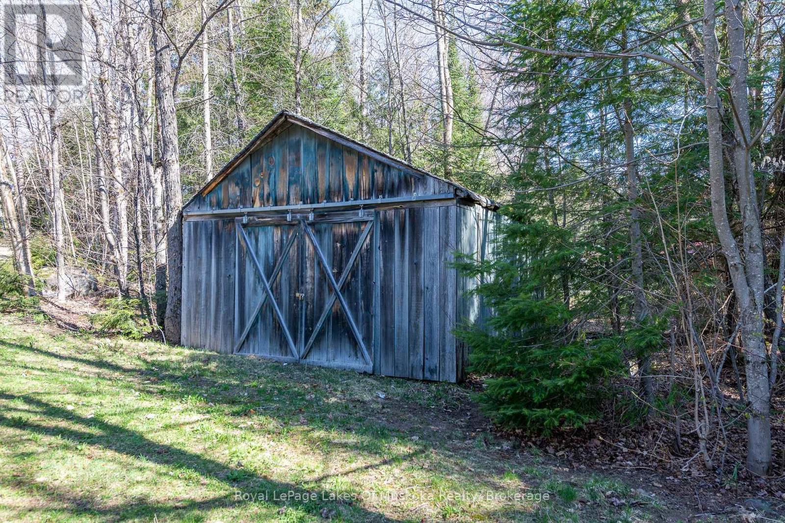 1420 Limberlost Road, Lake Of Bays (Sinclair), Ontario  P1H 2J6 - Photo 43 - X12890232