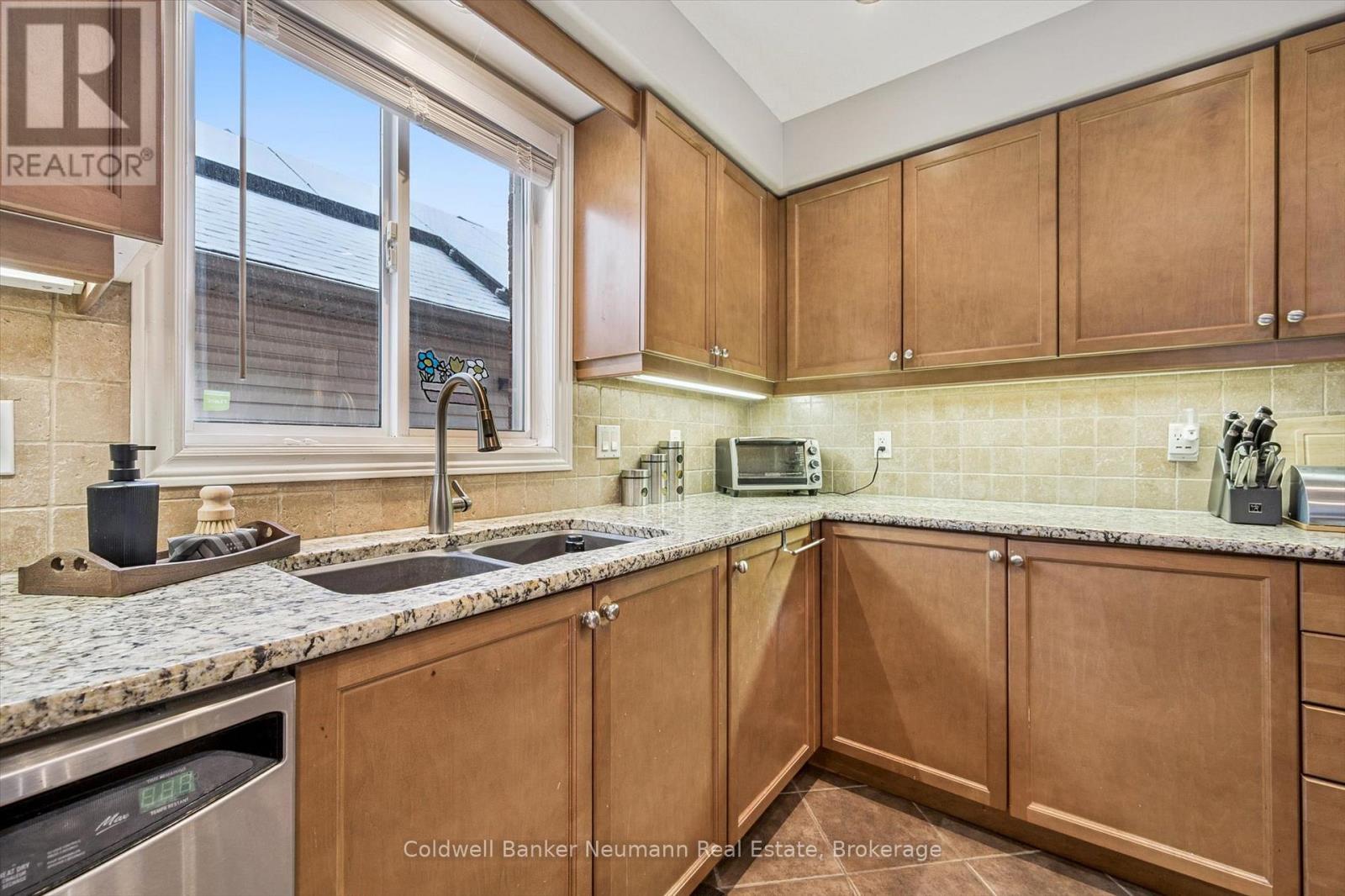 150 Lynch Circle, Guelph, Ontario  N1L 1R7 - Photo 16 - X12890244