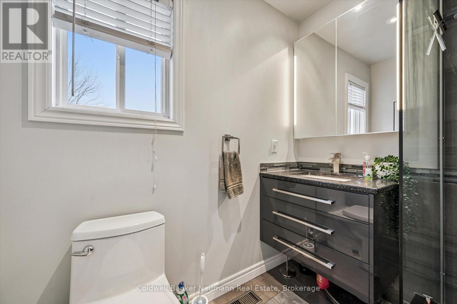 150 Lynch Circle, Guelph, Ontario  N1L 1R7 - Photo 24 - X12890244