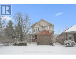 150 LYNCH CIRCLE, Guelph, Ontario