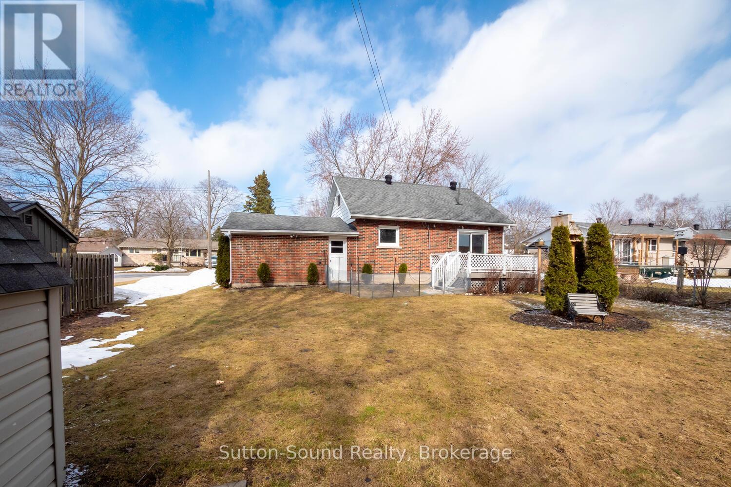 755 17th Street E, Owen Sound, Ontario  N4K 2A4 - Photo 22 - X12890286