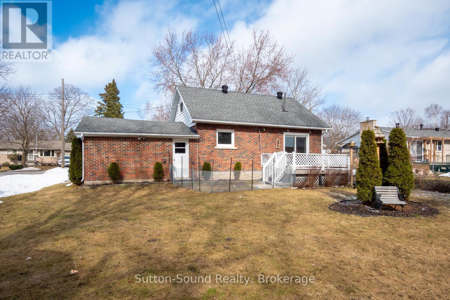 755 17th Street E, Owen Sound, Ontario  N4K 2A4 - Photo 23 - X12890286