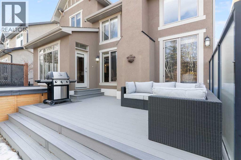 102 Discovery Ridge Way Sw, Calgary, Alberta  T3H 5G4 - Photo 36 - A2292979