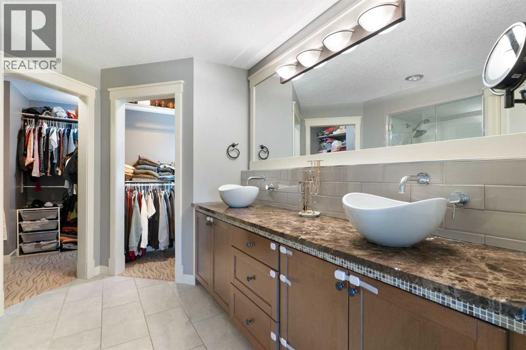 102 Discovery Ridge Way Sw, Calgary, Alberta  T3H 5G4 - Photo 20 - A2292979