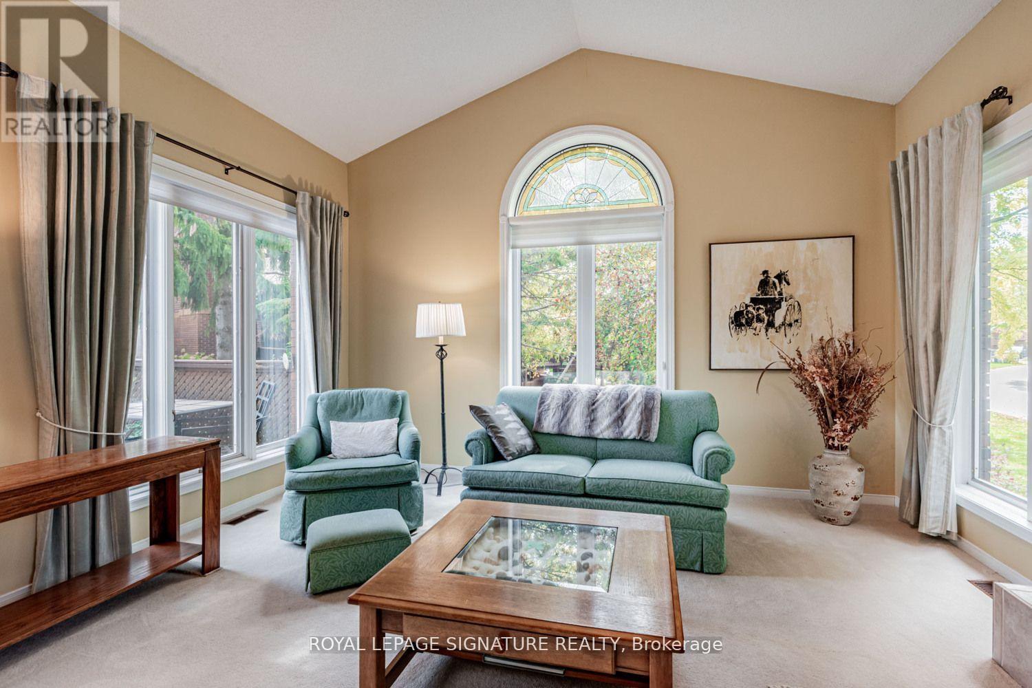 25 Riverview Road, New Tecumseth, Ontario  L9R 1R9 - Photo 6 - N12890226