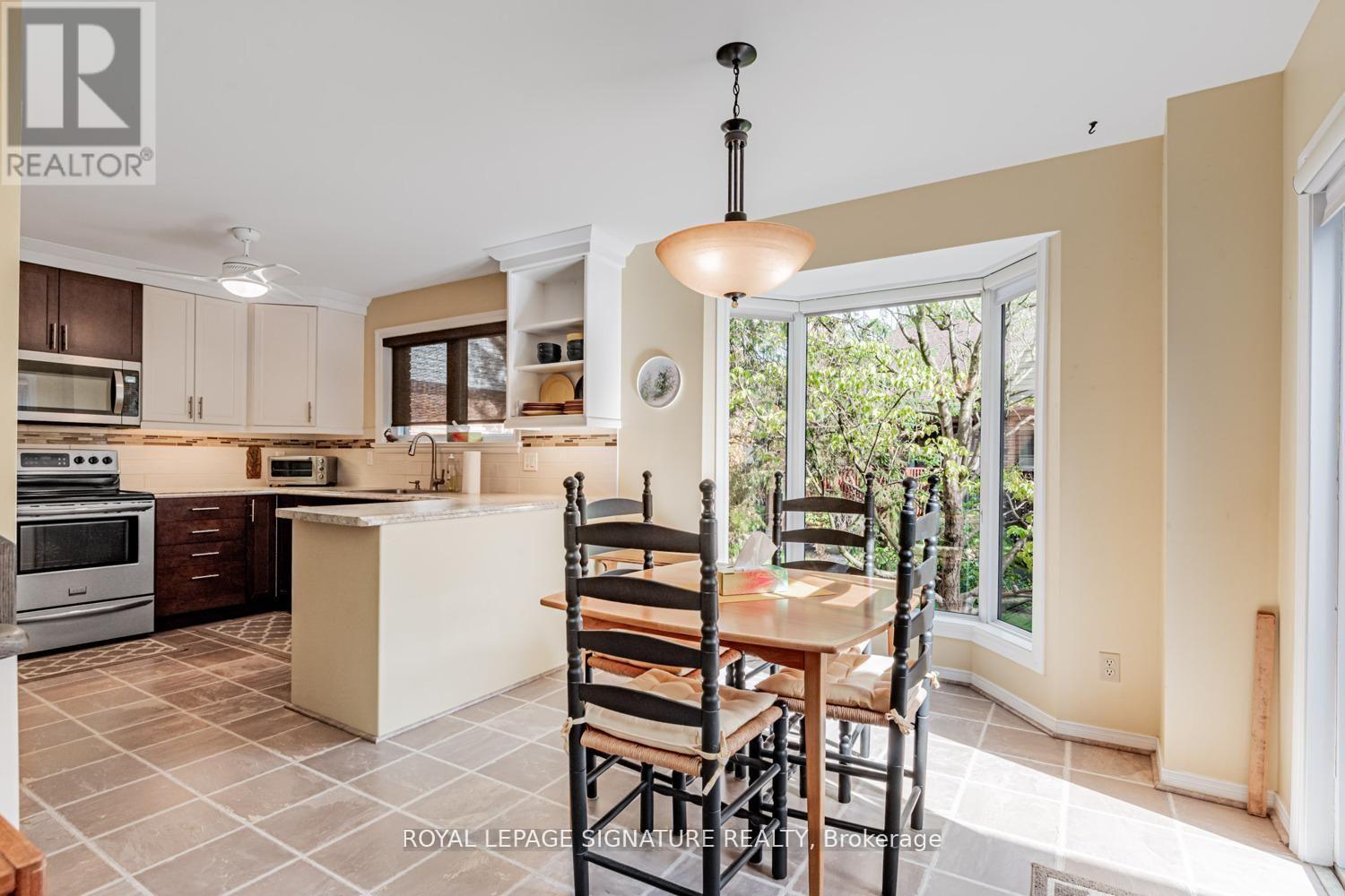 25 Riverview Road, New Tecumseth, Ontario  L9R 1R9 - Photo 9 - N12890226