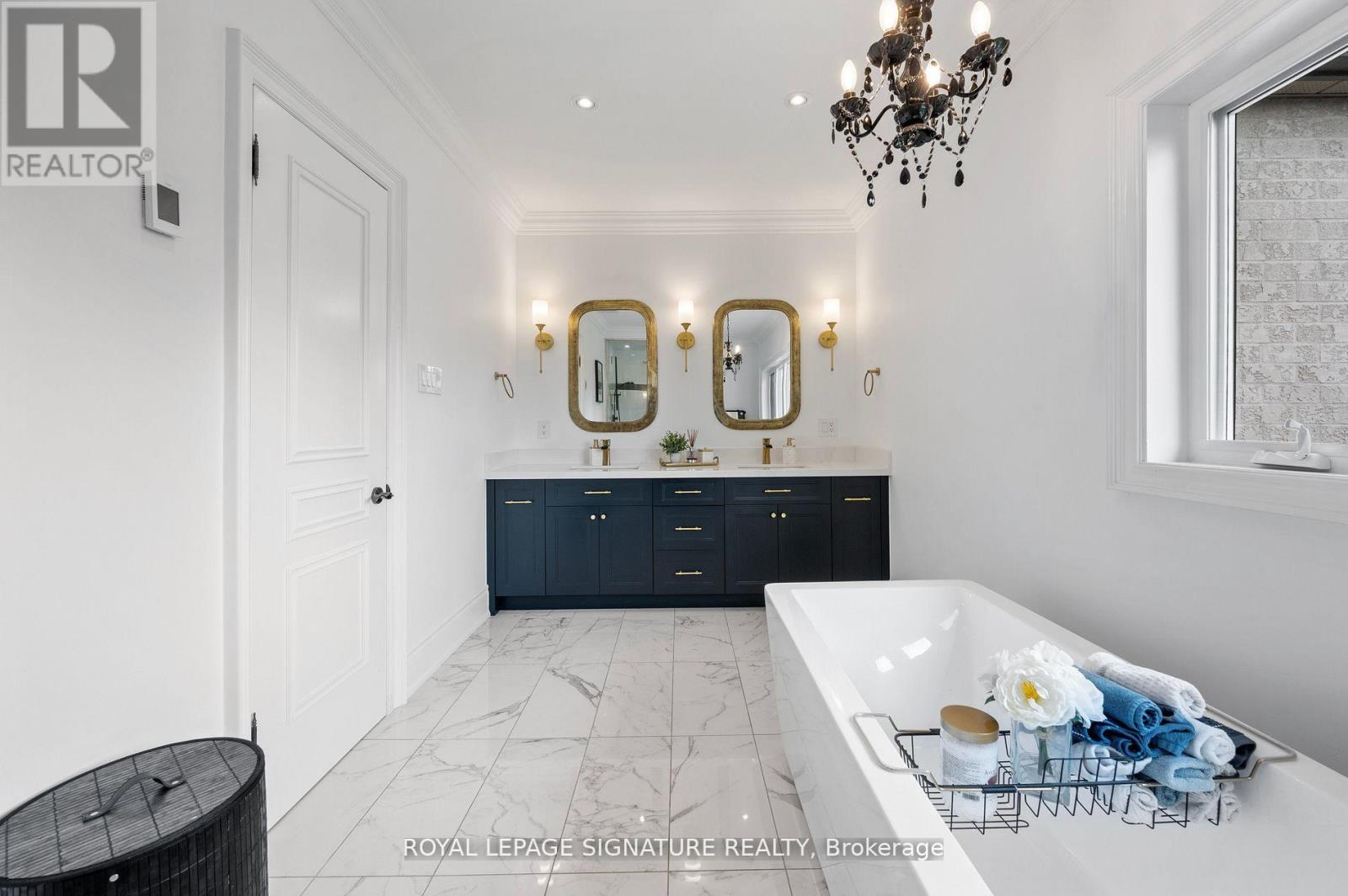 75 Rachelle Court, Vaughan, Ontario  L4L 0A8 - Photo 25 - N12890268