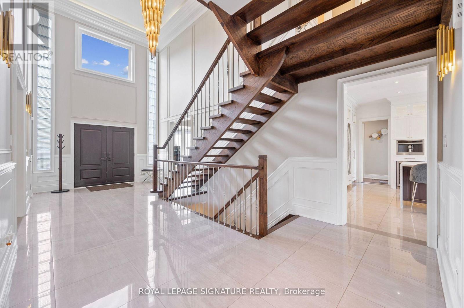 75 Rachelle Court, Vaughan, Ontario  L4L 0A8 - Photo 6 - N12890268