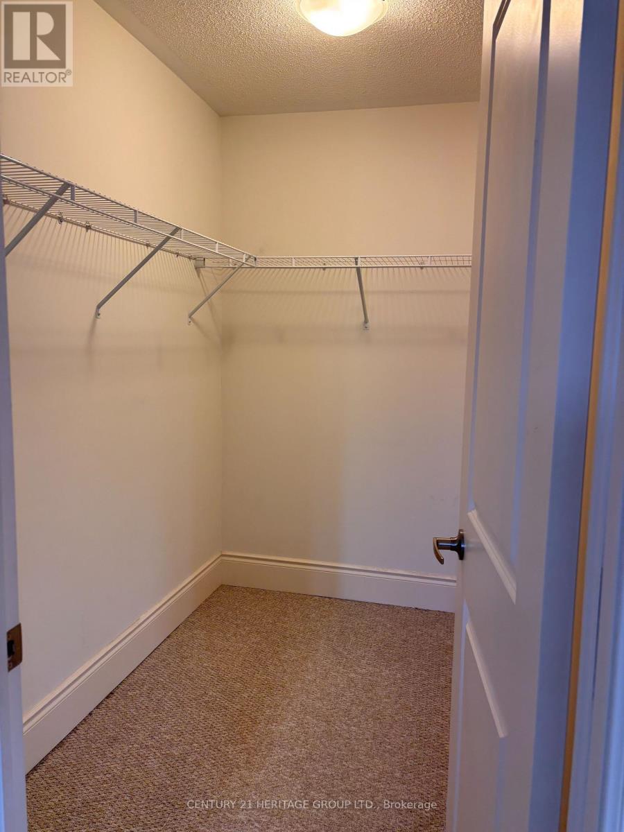 55 Lewis Avenue, Bradford West Gwillimbury, Ontario  L3Z 0X1 - Photo 11 - N12890296